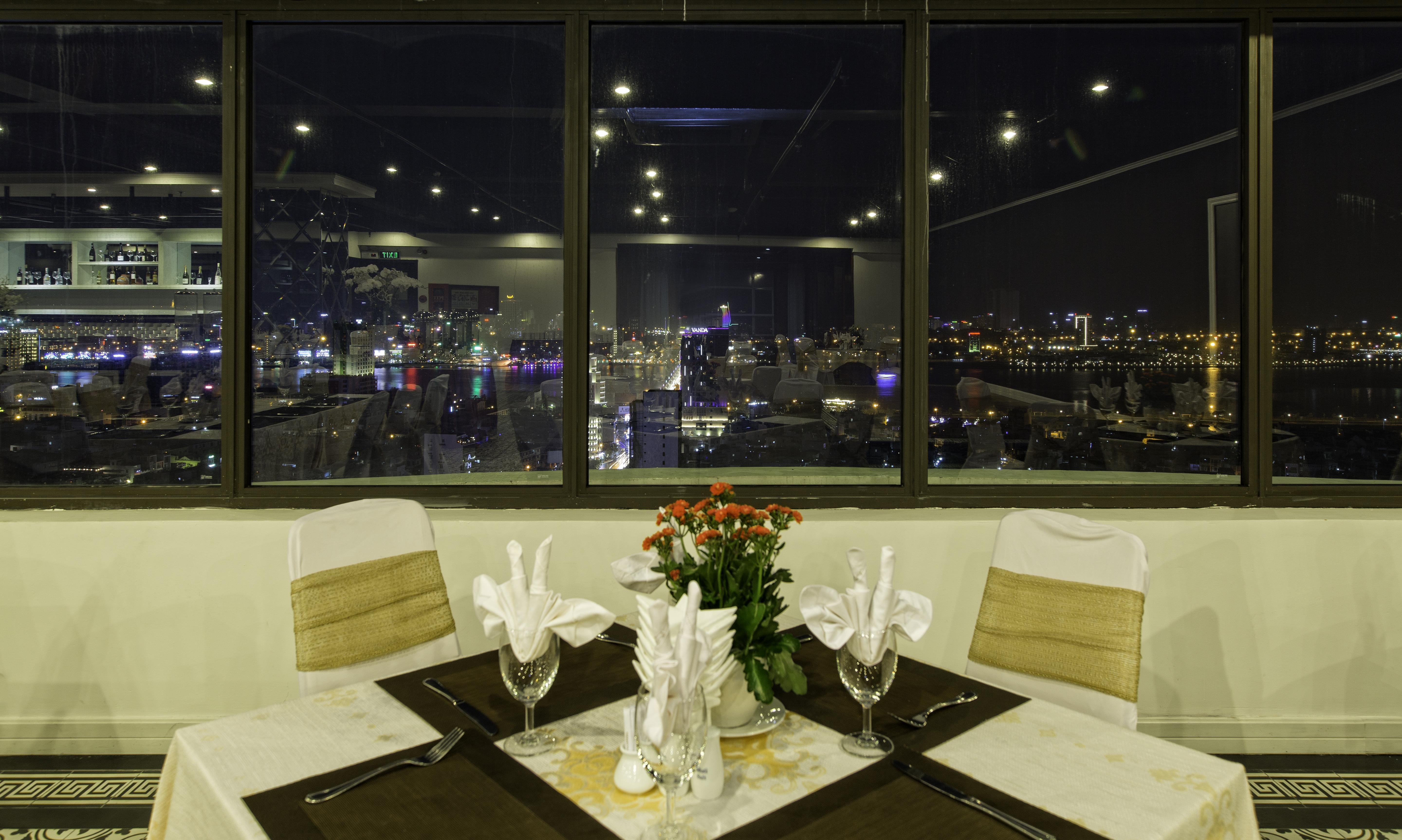 Muong Thanh Luxury Song Han Hotel Da Nang Exterior foto